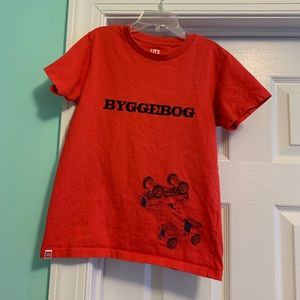 Uniqlo Boys LEGO T-shirt size 7/8
